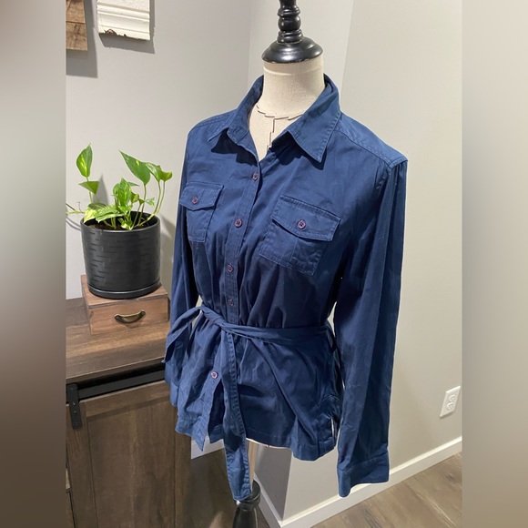 VanHeusen long sleeve button down shirt with tie waist. Women’s size L - Picture 1 of 16